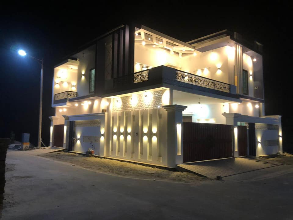 7 Marla Corner Luxury House For Sale at Prime location in Bahawalpur1