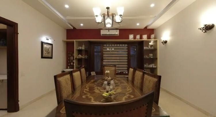 Slightly Used 1000 Sq Yards bungalow for sale2