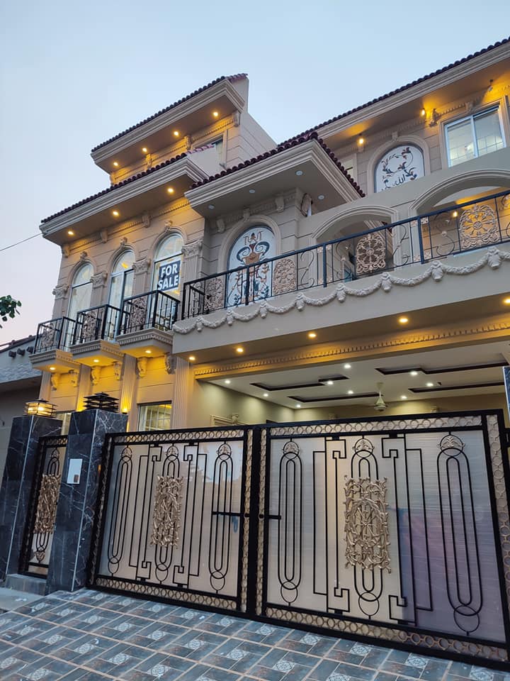 10 marla Brand new house for sale in Punjab Society Phase 2 Lahore 10 marla Brand new house for sale in Punjab Society Phase 2 Lahore