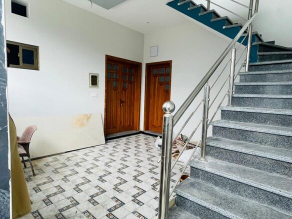 6.6 𝐌𝐚𝐫𝐥𝐚 Double Story HOUSE civil hospital Bahawalpur