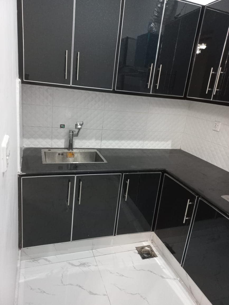 BRAND NEW 5 MARLA UPPER PORTION FOR RENT IN PARAGON CITY LAHORE 9