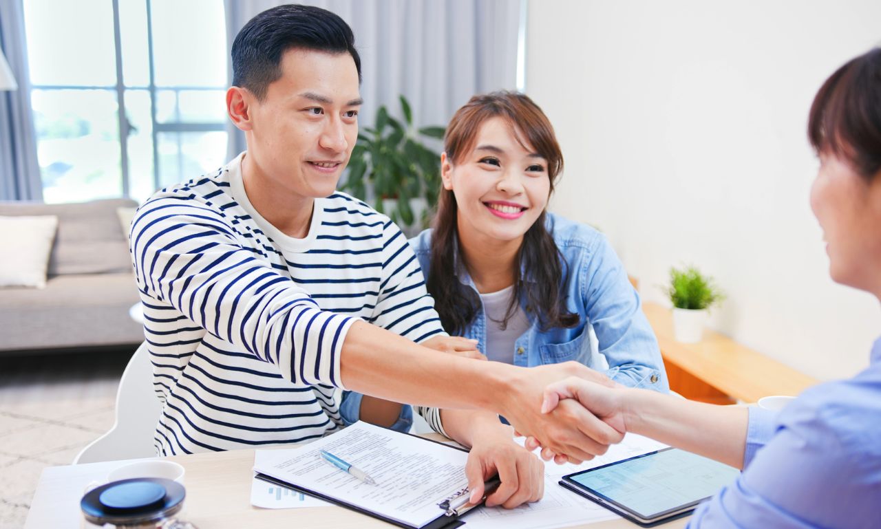 how to rent a house with bad credit uk