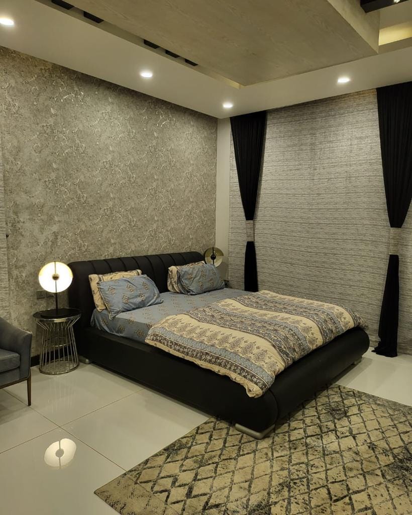 600 Sq yards Luxurious Villa FOR SALE IN DEFENCE KARACHI 4