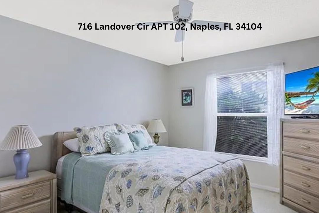 716 Landover Cir APT 102, Naples, FL 34104