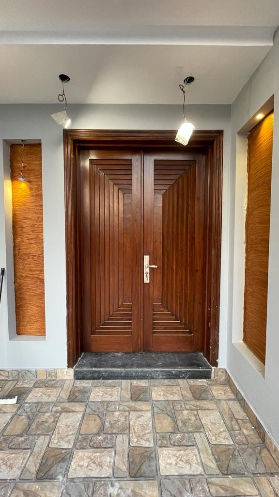 10 Marla Double Storey House For Sale Multan