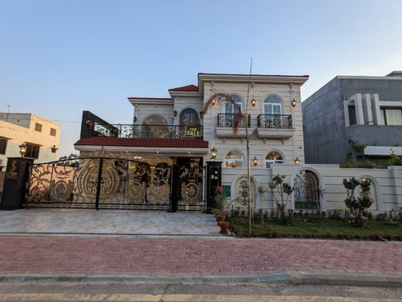 1 Kanal Double Storey House For Sale In Bahria Town Lahore