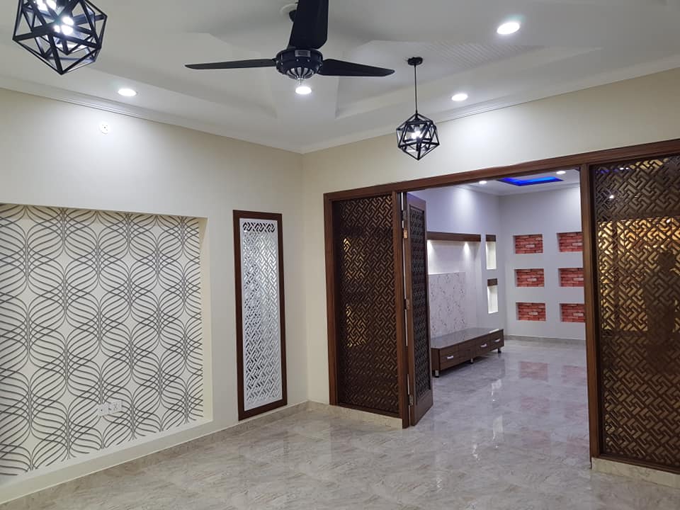 10 Marla Double Storey House For Sale Model Town Islamabad
