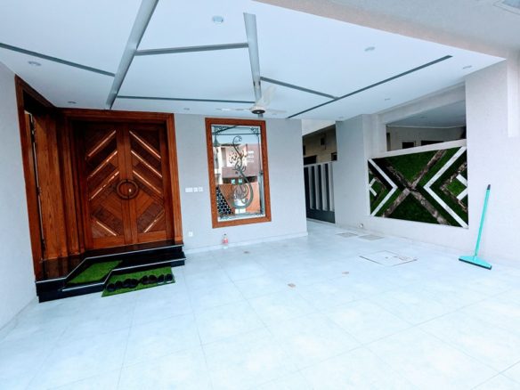 10 Marla Luxury Designer House For Sale Rawalpindi