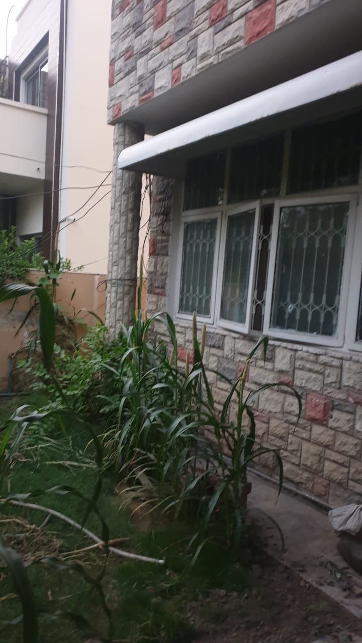 12 Marla Double Storey House For Sale Gulberg Lahore