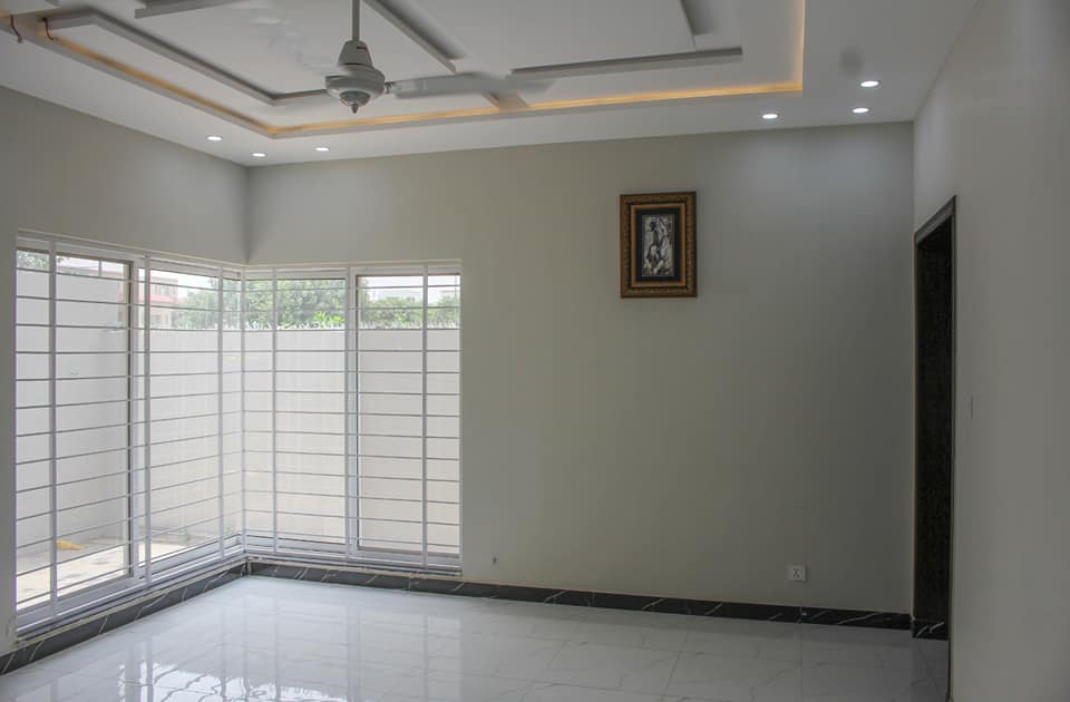 16 Marla Double Storey House For Sale Canal Bank Lahore