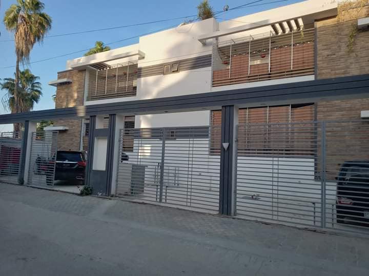 1800 square feet Apatment For Sale Karachi