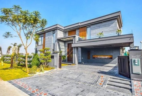 2 Kanal Luxury Straight Line House For Sale In DHA Lahore