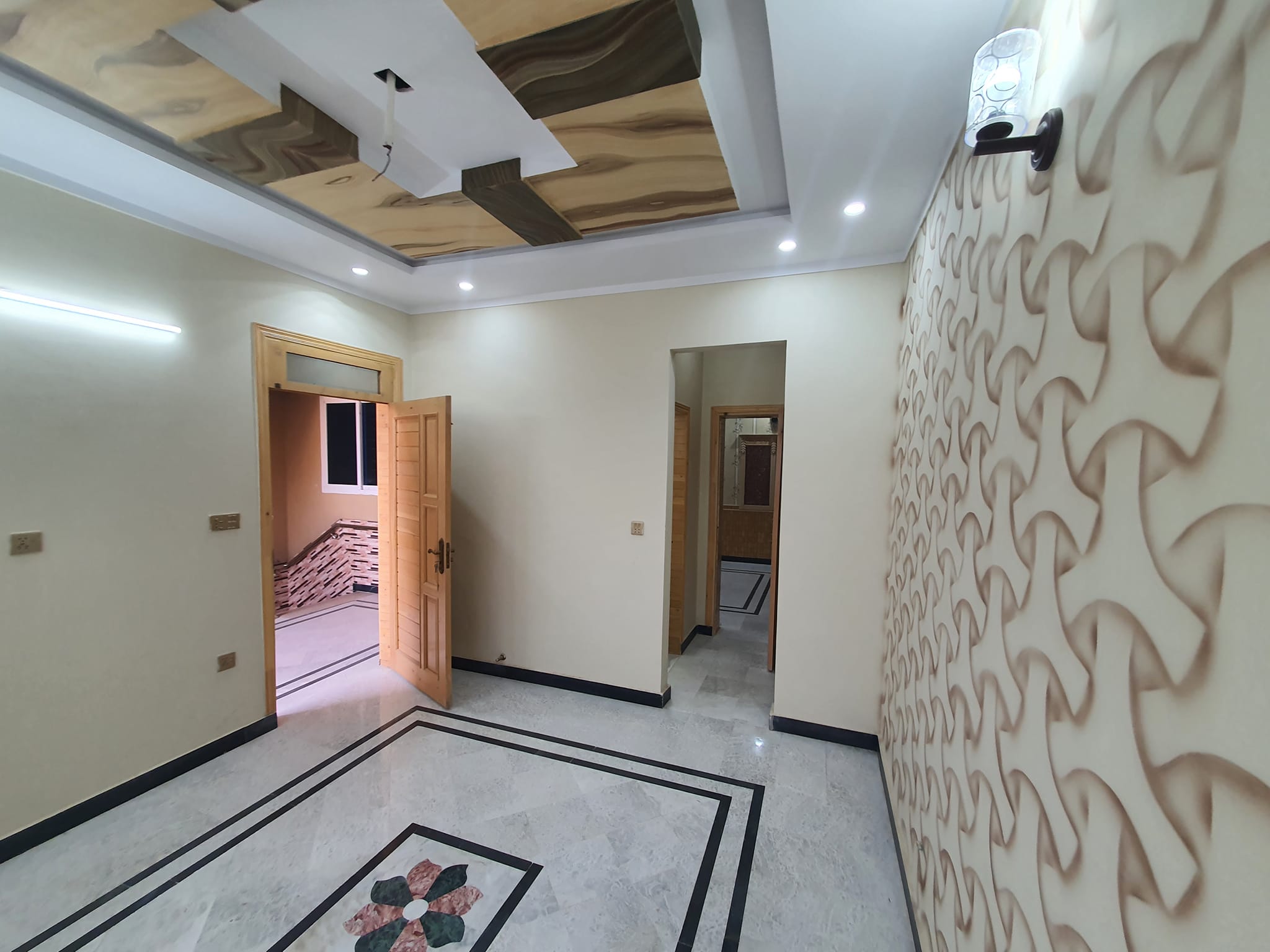 5 Marla Luxury Designer House For Sale 𝐏𝐞𝐬𝐡𝐚war