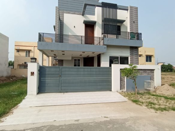 8 Marla Double Storey House For Sale DHA Lahore