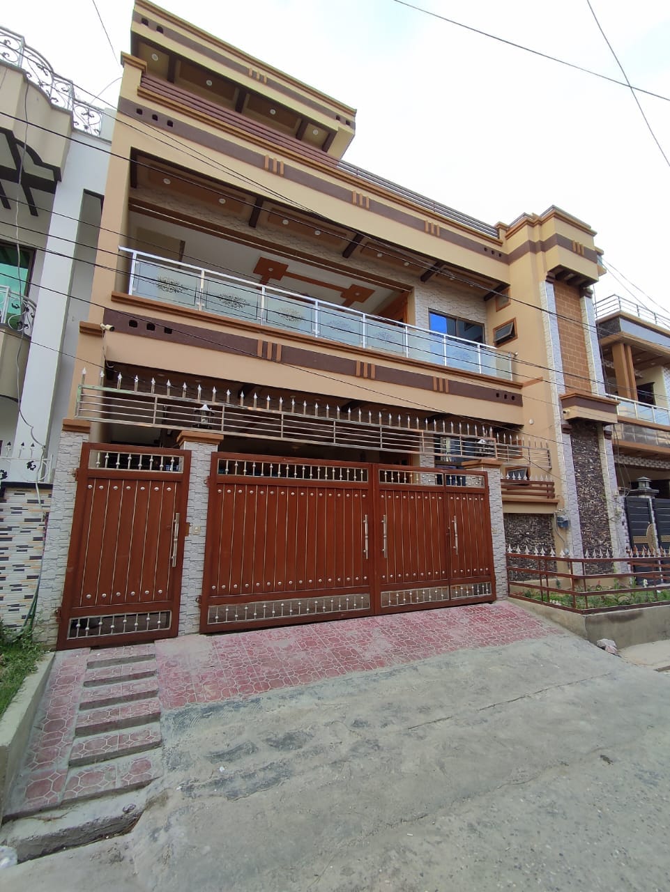 8 Marla Double story House For Sale Model Town Phase2 Wahcantt