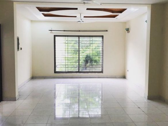 8 Marla House For Rent Bahira Town Lahore
