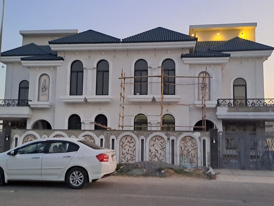 Luxury Designer House For Sale Near Main park Faisalabad