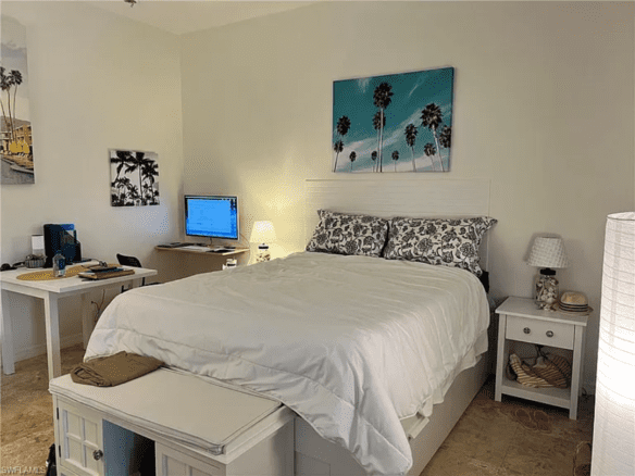 25000 Tamiami Trl E #D-152, Naples, FL 34114