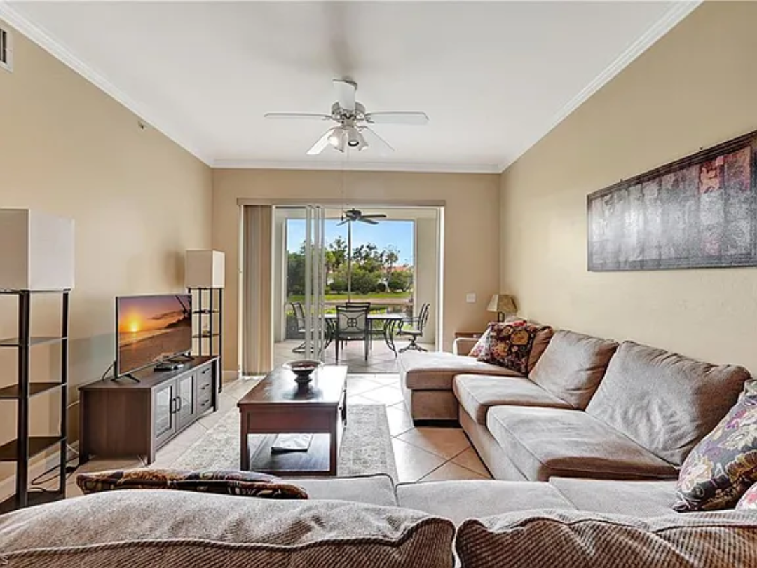 6590 Beach Resort Dr APT 303, Naples, FL 34114