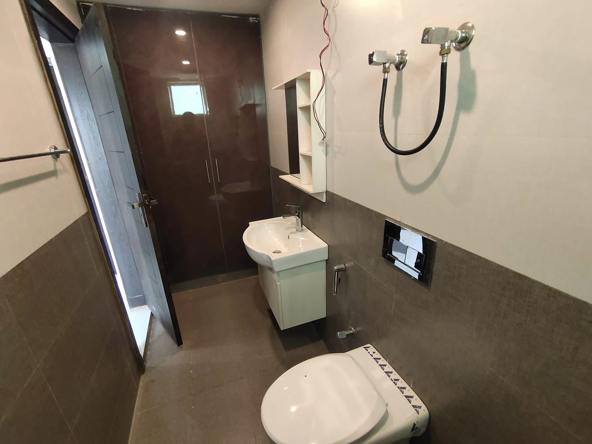 Apartment For Sale Iqbal Block Sector E, Bahria Town Lahore 3 442 Sq Ft Apartment For Sale Bahria Town Lahore