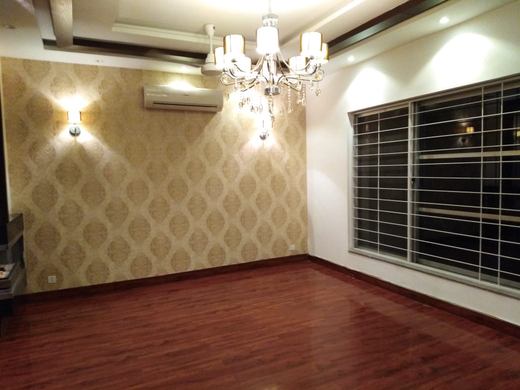 1 Kanal Bungalow For Rent DHA Lahore