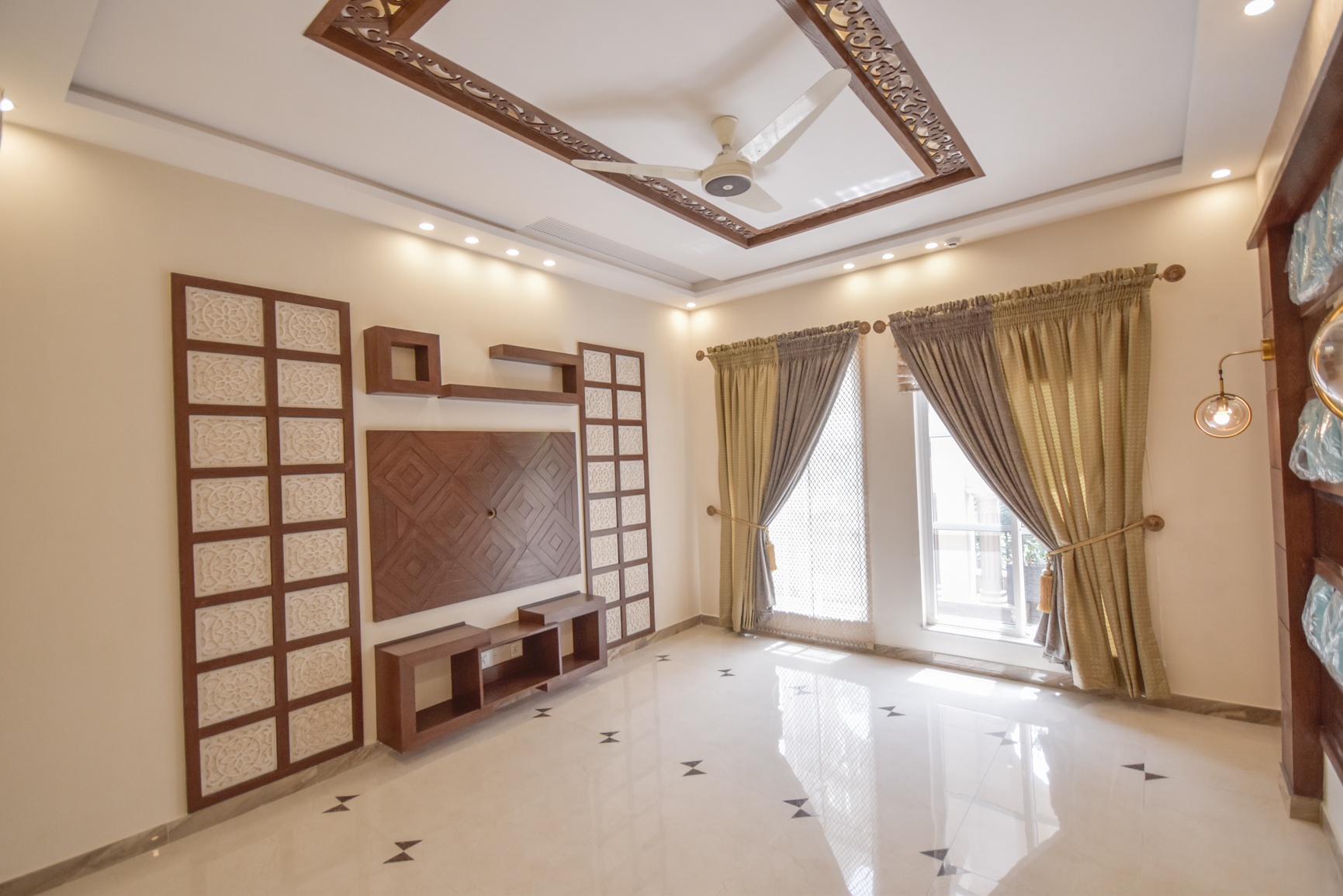 1 Kanal Bungalow For Sale DHA Phase 8 Lahore