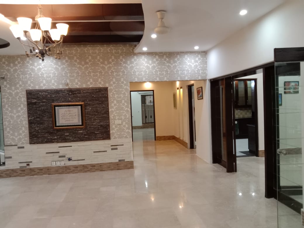 1 Kanal House For Rent DHA Lahore