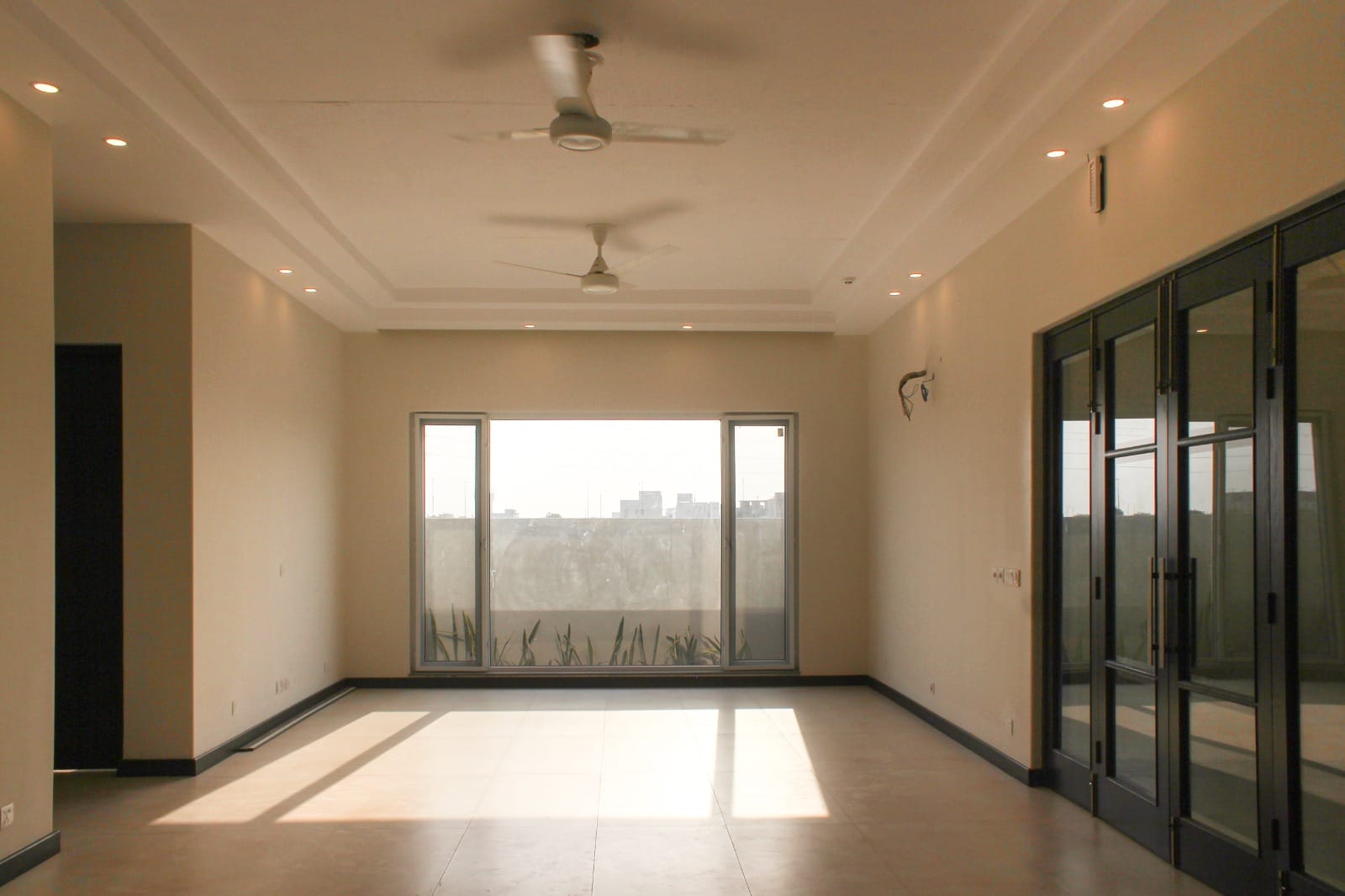 1 Kanal House For Rent DHA Lahore