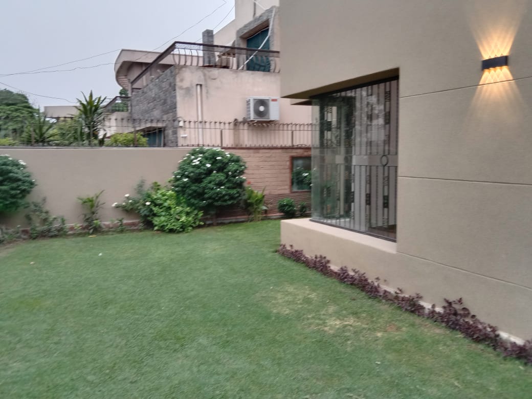 1 Kanal House For Rent DHA Lahore