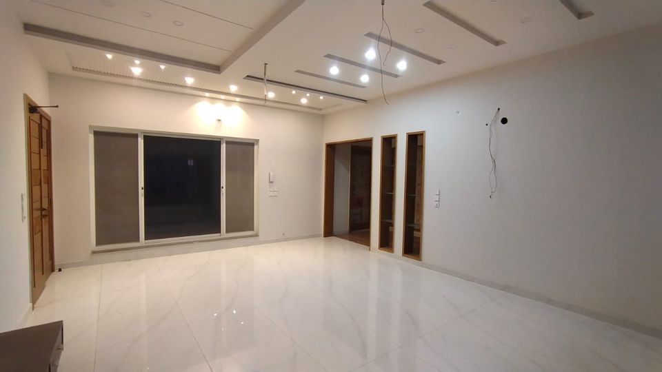 1 Kanal House For Rent Satiyana Road Faisalabad