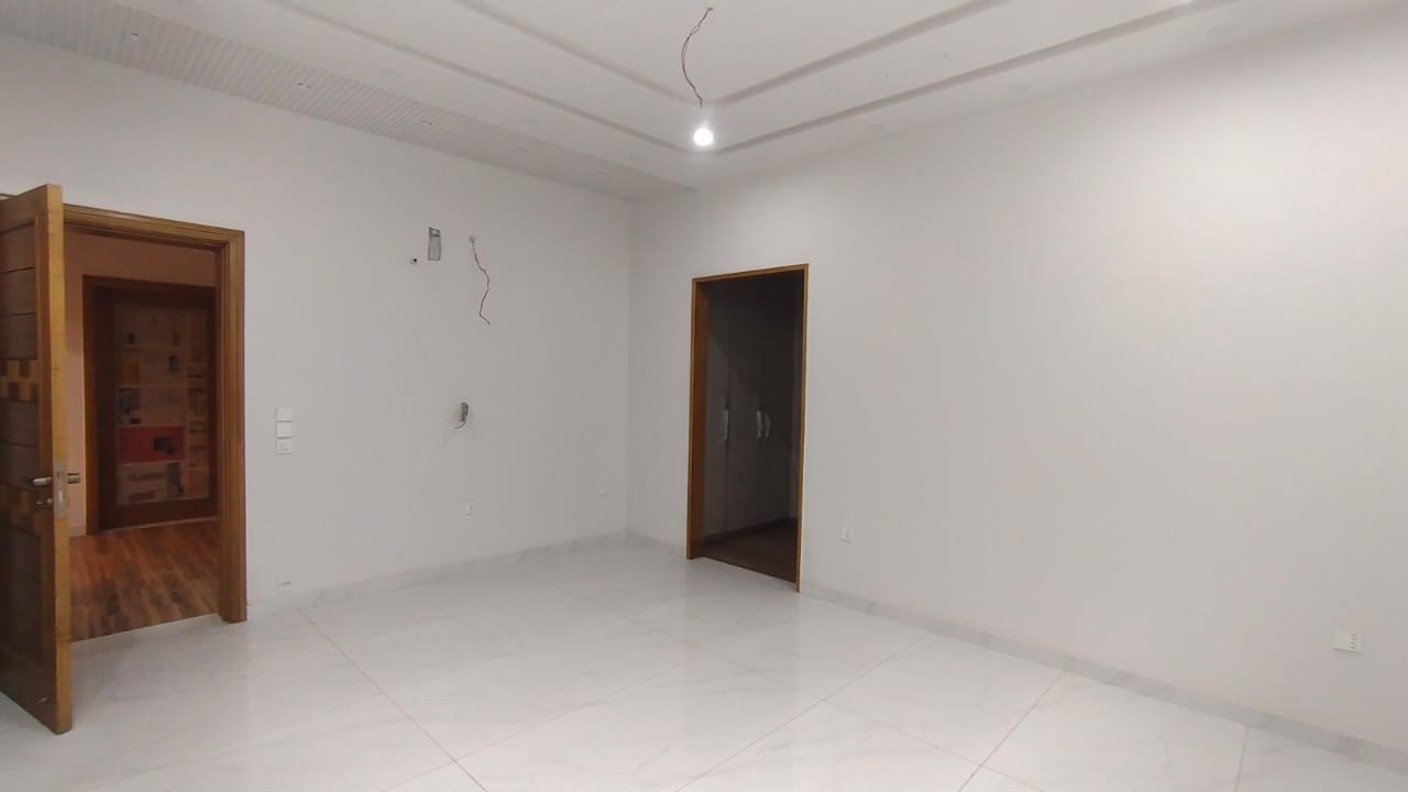 1 Kanal House For Rent Satiyana Road Faisalabad