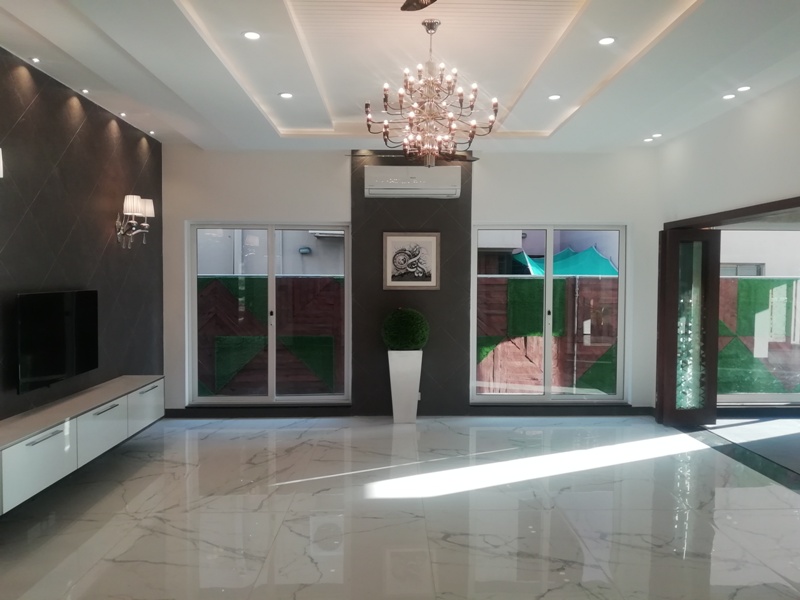 1 Kanal House For Sale DHA Lahore