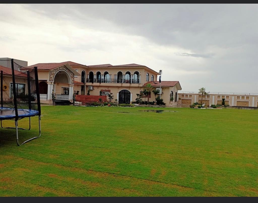 10 Kanal Farm House For Sale Bedian Road Lahore