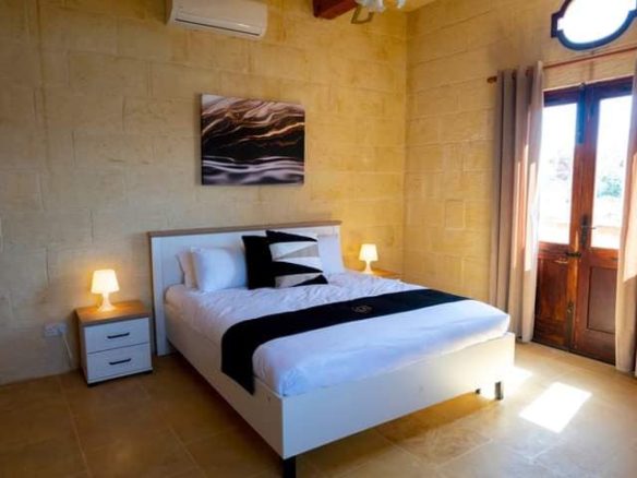 10 Kanal Farm House For sale Bedian Road Lahore