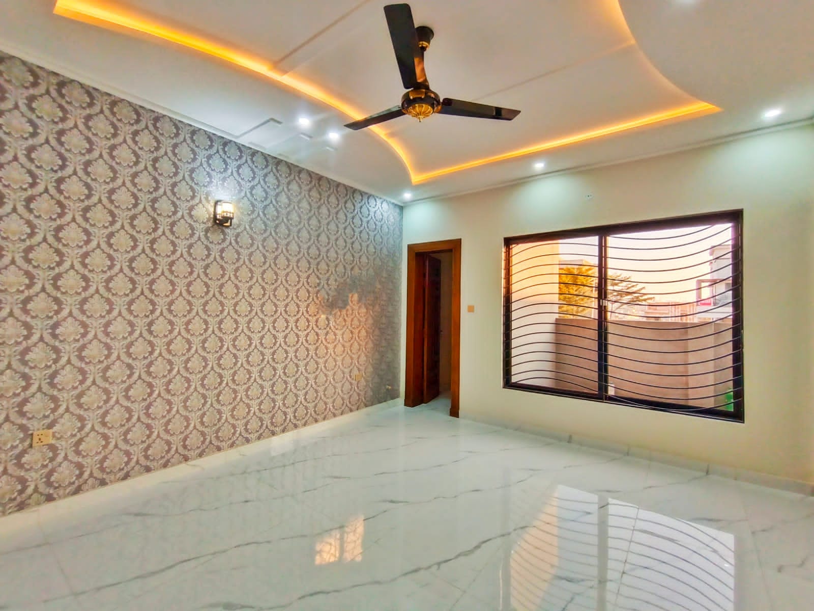 10 Marla House For Sale Bahria Town Phase 8 Rawalpindi