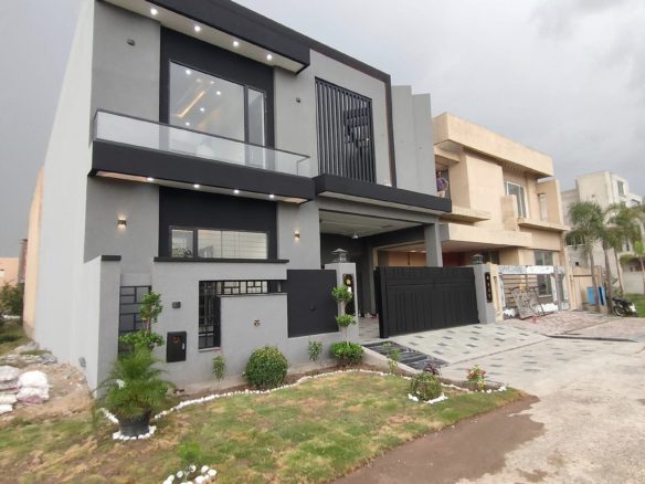 10 Marla House For Sale DHA Phase 6 Lahore