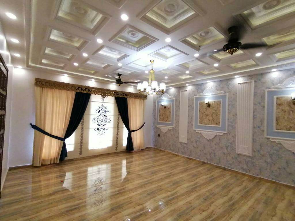 15 Marla House For Sale D C Colony Gujranwala