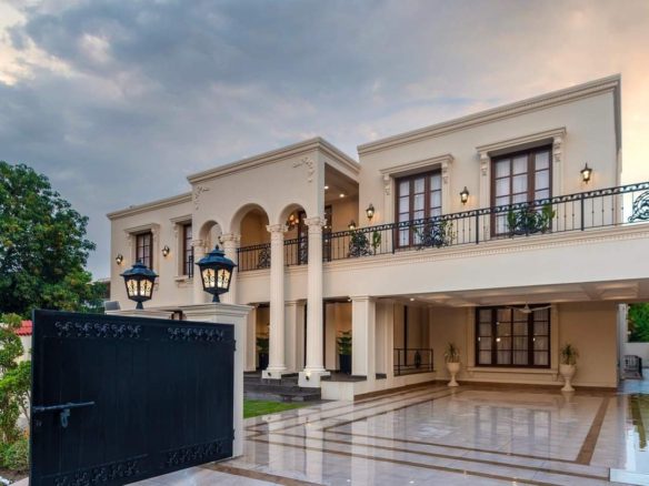 2 Kanal Bungalow For Sale DHA Lahore