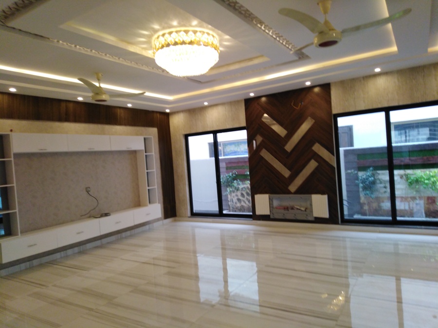 2 Kanal House For Rent DHA Lahore