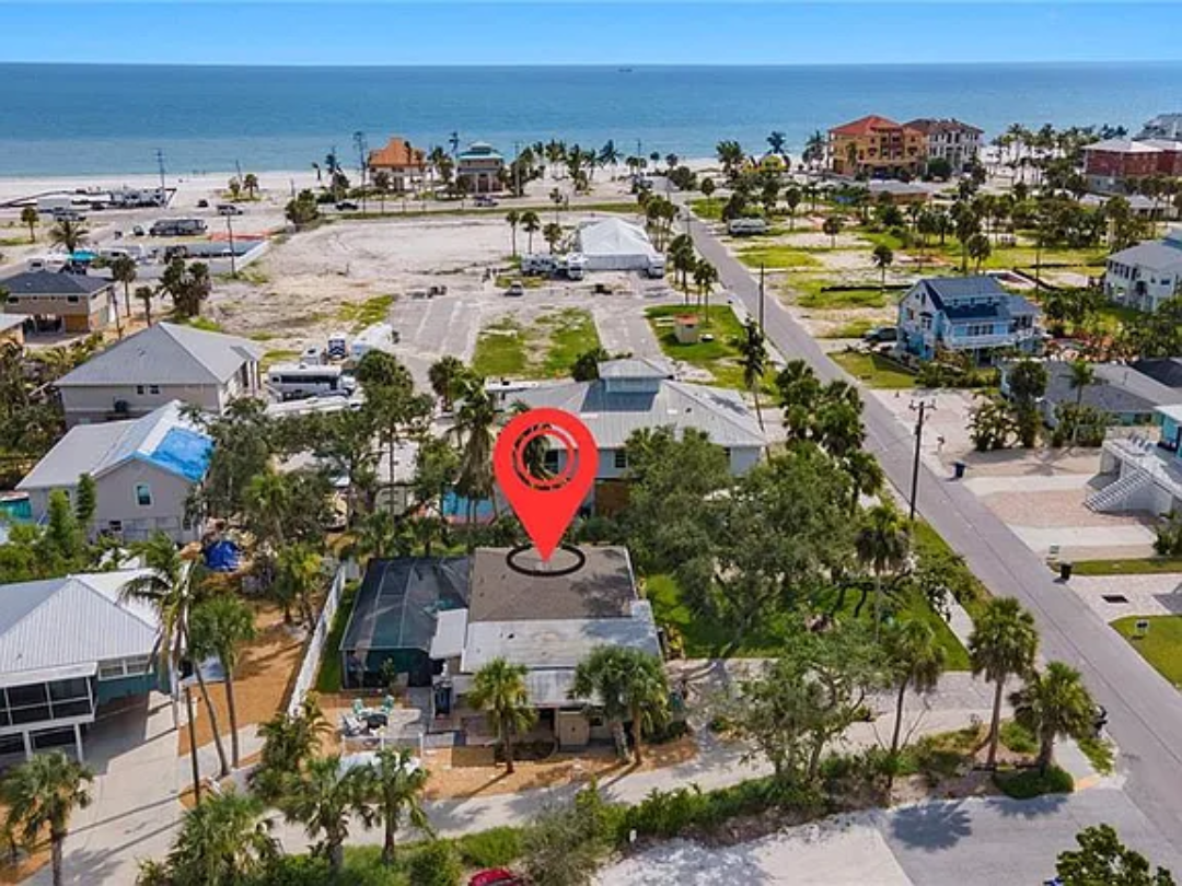 206 Connecticut St, Fort Myers Beach, FL 33931