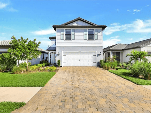 675 27th St SW, Naples, FL 34117