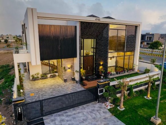 24 Marla Bungalow For Sale DHA Lahore