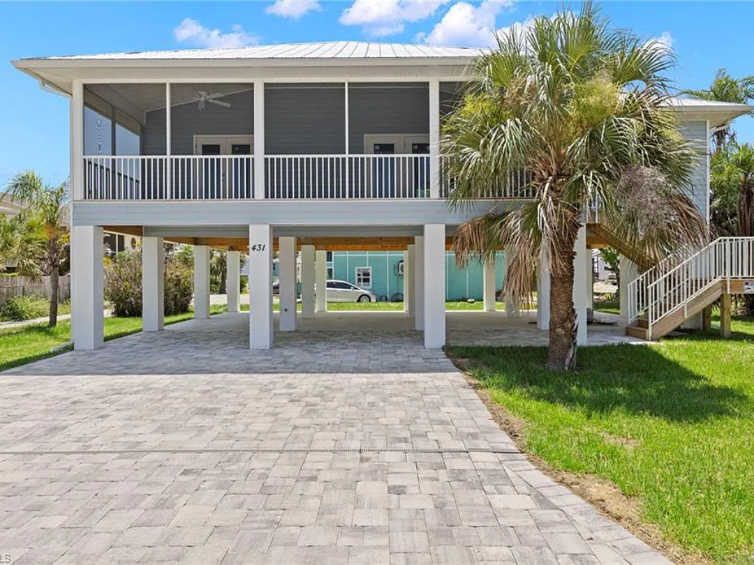 431 Lazy Way, Fort Myers Beach, FL 33931