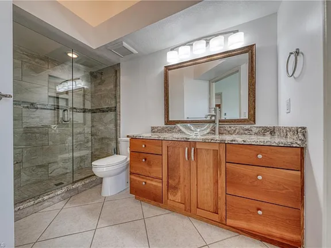 4945 Cougar Ct S #4-203, Naples, FL 34109