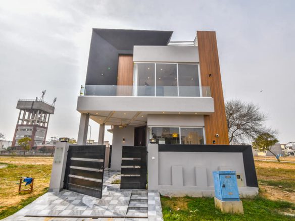 5 𝐌𝐚𝐫𝐥𝐚 𝐇𝐨𝐮𝐬𝐞 𝐅𝐨𝐫 𝐒𝐚𝐥𝐞 𝐋𝐚𝐡𝐨𝐫𝐞