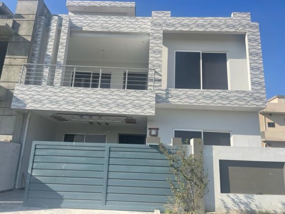 8 Marla House For Sale B-17 Islamabad