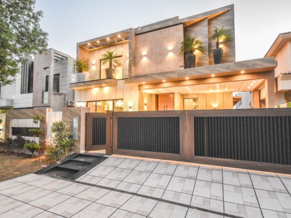 9 Marla House For Sale DHA Phase 6 Lahore