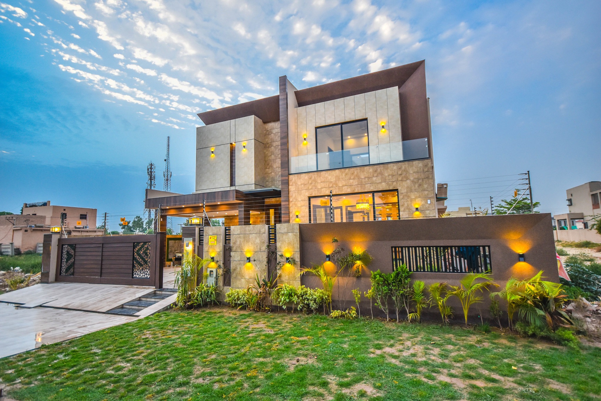 9 Marla House For Sale DHA Phase 7 Lahore