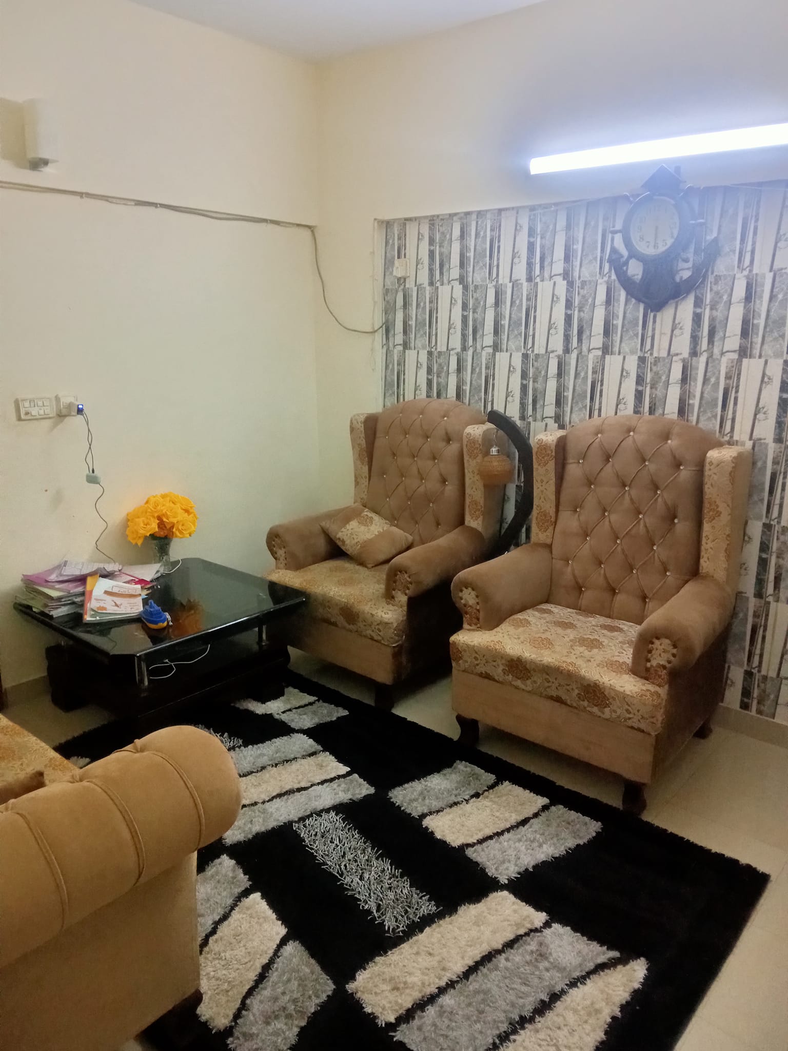 Flat For Sale Nishat commercial ,Dha phase 6 Karachi