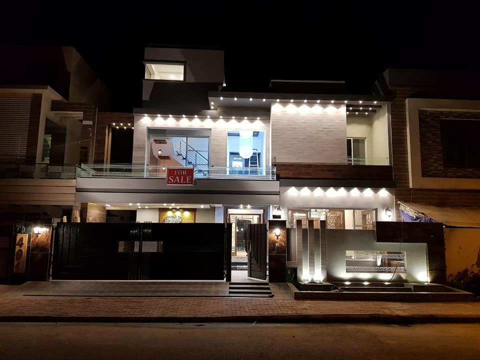 House For Sale Bahria Town Lahore